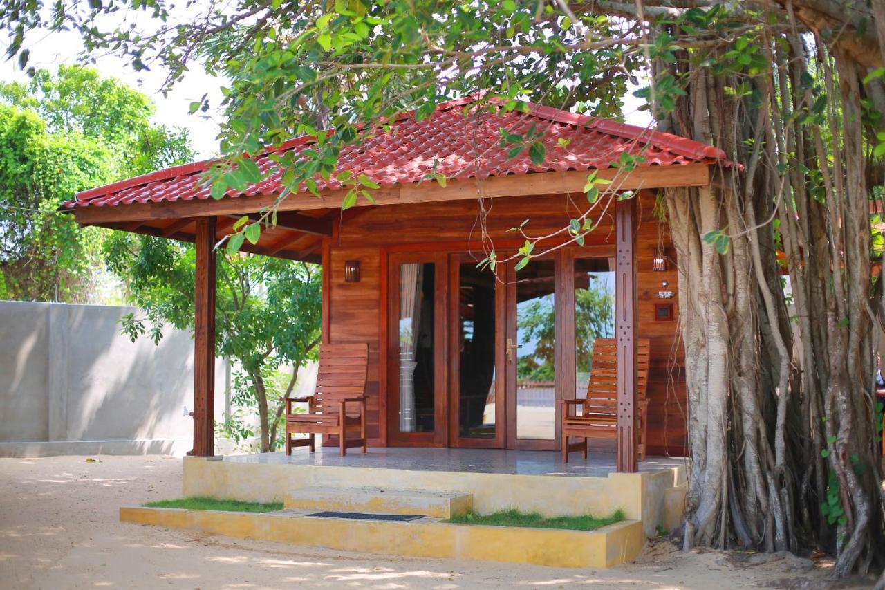 Horizon Kitesurfing Beach Resort Kalpitiya Exteriör bild